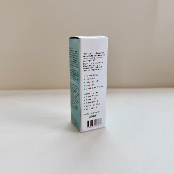 Solawave Renew Complex Activating Serum - 1.00 oz. / 30 ml - Picture 7 of 10